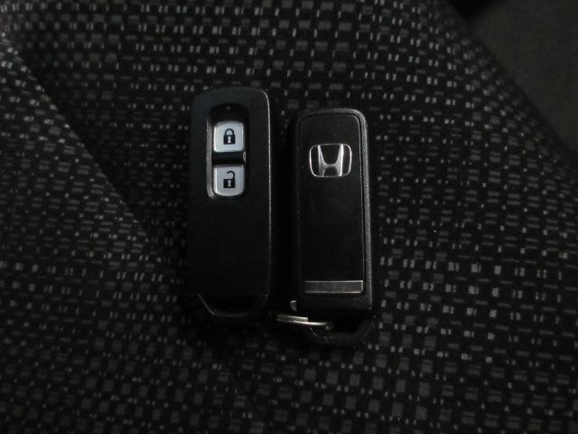 N-WGN G・Lパッケージ ディスプレイオーディオ リアカメラ ETC CD USB ワンセグTV ドアバイザー イモビライザー フロアマット ドアバイザー イモビライザー プラズマクラフター付オートエアコン ワンオーナー(10枚目)