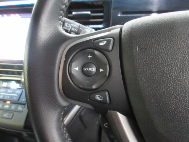 ステップワゴンスパーダ スパーダ・クールスピリットホンダセンシング　７人　前後ドライブレコーダー　ギャザズ純正メモリーナビ　リアカメラ　後席モニター　両側電動スライドドア　シートヒーター　ＥＴＣ２．０　パドルシフト　Ｂｌｕｅｔｏｏｔｈオーディオ　ワンオーナー　地ＴＶ（8枚目）