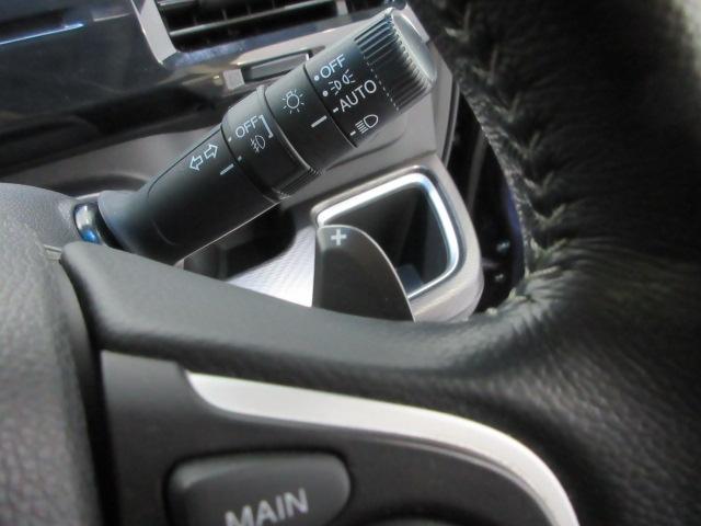 ステップワゴンスパーダ スパーダ・クールスピリットホンダセンシング　７人　前後ドライブレコーダー　ギャザズ純正メモリーナビ　リアカメラ　後席モニター　両側電動スライドドア　シートヒーター　ＥＴＣ２．０　パドルシフト　Ｂｌｕｅｔｏｏｔｈオーディオ　ワンオーナー　地ＴＶ（10枚目）