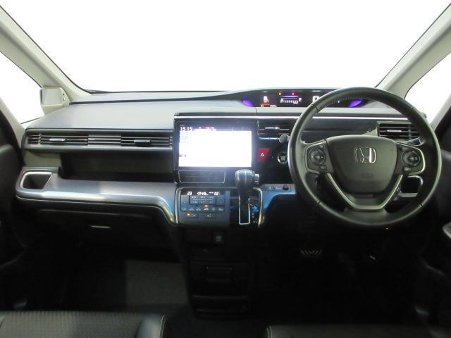 ステップワゴンスパーダ スパーダ・クールスピリットホンダセンシング　７人　前後ドライブレコーダー　ギャザズ純正メモリーナビ　リアカメラ　後席モニター　両側電動スライドドア　シートヒーター　ＥＴＣ２．０　パドルシフト　Ｂｌｕｅｔｏｏｔｈオーディオ　ワンオーナー　地ＴＶ（18枚目）