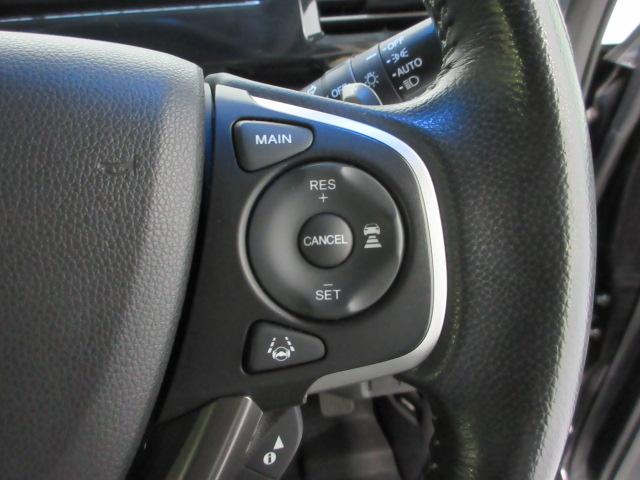 ステップワゴンスパーダ スパーダクールスピリットアドバンスパッケージα　８人　ＨｏｎｄａＳＥＮＳＩＮＧ　ドライブレコーダー　メモリーナビ　リアカメラ　後席モニター　シートヒーター　両側電動スライドドア　ＥＴＣ　純正アルミホイール　パドルシフト　ワンオーナー　フルセグ（8枚目）