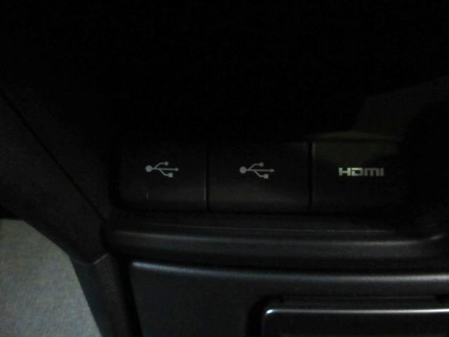 ステップワゴンスパーダ スパーダクールスピリットアドバンスパッケージα　８人　ＨｏｎｄａＳＥＮＳＩＮＧ　ドライブレコーダー　メモリーナビ　リアカメラ　後席モニター　シートヒーター　両側電動スライドドア　ＥＴＣ　純正アルミホイール　パドルシフト　ワンオーナー　フルセグ（12枚目）