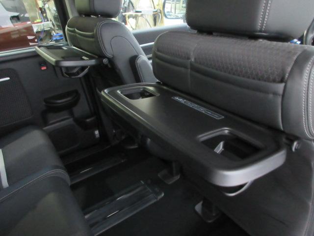 ステップワゴンスパーダ スパーダクールスピリットアドバンスパッケージα　８人　ＨｏｎｄａＳＥＮＳＩＮＧ　ドライブレコーダー　メモリーナビ　リアカメラ　後席モニター　シートヒーター　両側電動スライドドア　ＥＴＣ　純正アルミホイール　パドルシフト　ワンオーナー　フルセグ（21枚目）