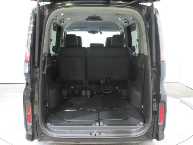 ステップワゴンスパーダ スパーダクールスピリットアドバンスパッケージα　８人　ＨｏｎｄａＳＥＮＳＩＮＧ　ドライブレコーダー　メモリーナビ　リアカメラ　後席モニター　シートヒーター　両側電動スライドドア　ＥＴＣ　純正アルミホイール　パドルシフト　ワンオーナー　フルセグ（22枚目）