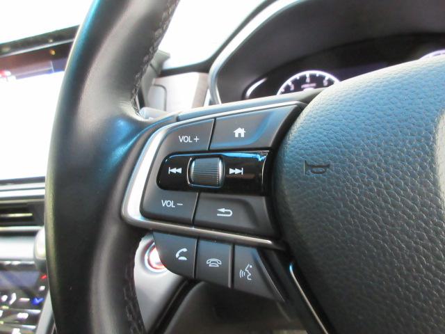 オデッセイ アブソルート・EX 7人乗り仕様 禁煙車 前後純正ドライブレコーダー ETC 純正10インチメモリーナビ HondaSENSING 両側電動スライドドア マルチビューモニター パーキングセンサー ブラインドスポット(8枚目)