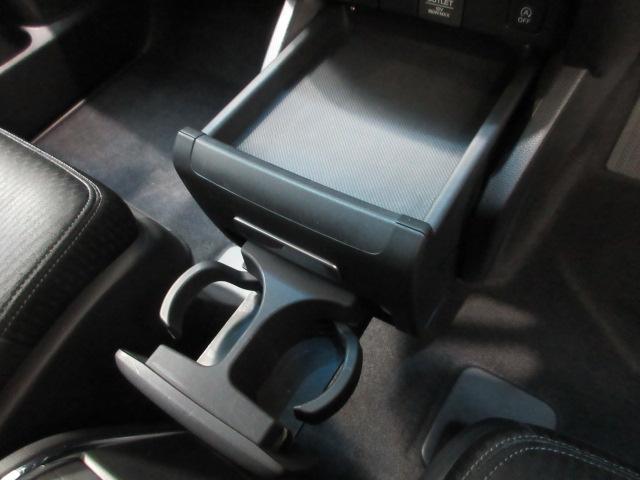 オデッセイ アブソルート・EX 7人乗り仕様 禁煙車 前後純正ドライブレコーダー ETC 純正10インチメモリーナビ HondaSENSING 両側電動スライドドア マルチビューモニター パーキングセンサー ブラインドスポット(17枚目)