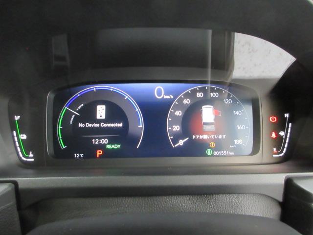 ステップワゴン ｅ：ＨＥＶエアーＥＸ　当社デモカー　８人　ＨｏｎｄａＳＥＮＳＩＮＧ　ドライブレコーダー　ギャザズ純正メモリーナビ　全周囲カメラ　フルセグＴＶ　ＥＴＣ　シートヒーター　純正アルミ　両側電動スライドドア　Ｂｌｕｅｔｏｏｔｈ（18枚目）