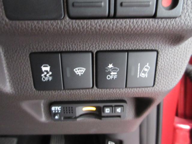 フリード＋ハイブリッド ハイブリッドＧ・ホンダセンシング　ワンオーナー　５人乗り　ホンダセンシング　社外ＳＤナビ　フルセグ　リアカメラ　ＤＶＤ　ＣＤ　ＢＴオーディオ　両側電動スライドドア　ＬＥＤヘッドライト　ドアバイザー　ＥＴＣ　スマートキー　衝突軽減　ＡＣ（12枚目）