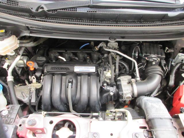 フリード＋ハイブリッド ハイブリッドＧ・ホンダセンシング　ワンオーナー　５人乗り　ホンダセンシング　社外ＳＤナビ　フルセグ　リアカメラ　ＤＶＤ　ＣＤ　ＢＴオーディオ　両側電動スライドドア　ＬＥＤヘッドライト　ドアバイザー　ＥＴＣ　スマートキー　衝突軽減　ＡＣ（27枚目）