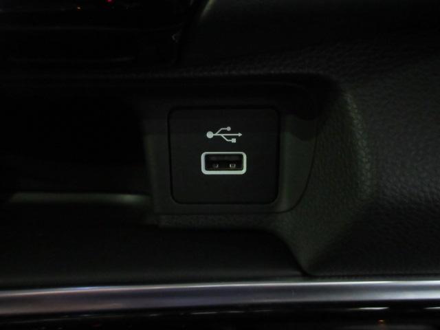 ヴェゼル e:HEVZ HondaSENSING 前後ドライブレコーダー メモリーナビ リアカメラ シートヒーター ETC2.0 純正アルミ Bluetoothオーディオ USB パドルシフト ワンオーナー LDA 1オナ(12枚目)