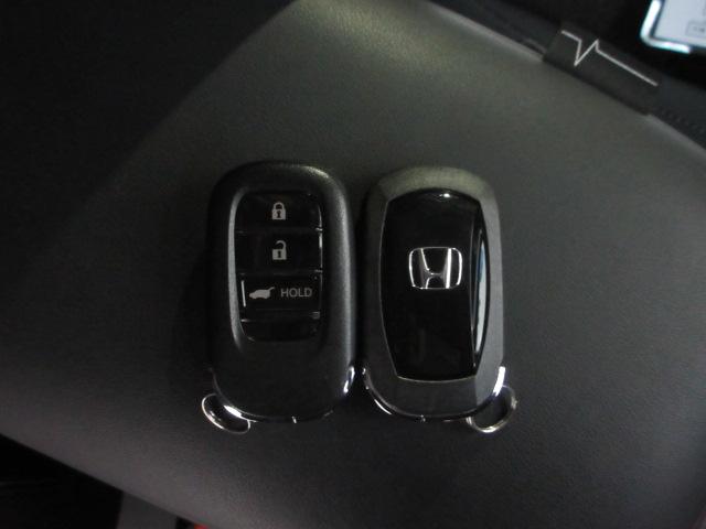 ヴェゼル e:HEVZ HondaSENSING 前後ドライブレコーダー メモリーナビ リアカメラ シートヒーター ETC2.0 純正アルミ Bluetoothオーディオ USB パドルシフト ワンオーナー LDA 1オナ(15枚目)