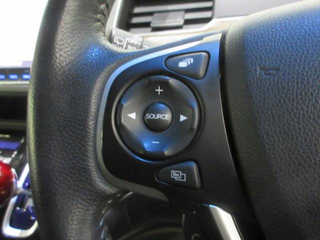 フリードハイブリッド ハイブリッド・Ｇホンダセンシング　６人　ドラレコ　９インチメモリーナビ　リアカメラ　Ｂｌｕｅｔｏｏｔｈ　シートヒーター　両側電動スライドドア　ＥＴＣ　純正アルミ　ＬＥＤヘッドライト　ワンオーナー　サイドカーテンエアバッグ　スマキー（7枚目）