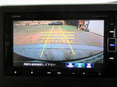 �Хå������β����Ǥ��������ɥ饤�󤬥��ࡼ���ʼָ�����򥵥ݡ��Ȥ������ޤ����ָ�����ΰ¿��������åפ��ޤ��͡� 4