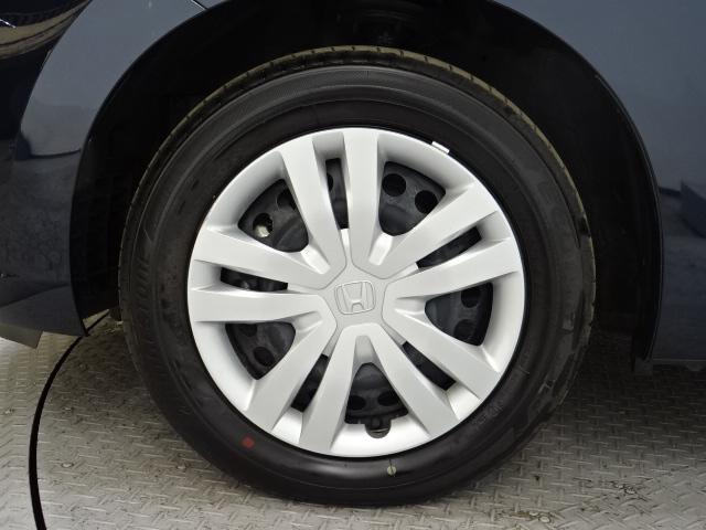 フィット e:HEVホーム 当社デモカー HondaSENSING メモリーナビ リアカメラ ETC Bluetooth USB LEDライト ETC2.0 前後誤発進抑制機能 クリソナ 助手席エアバッグ 運転席エアバッグ 禁煙(23枚目)