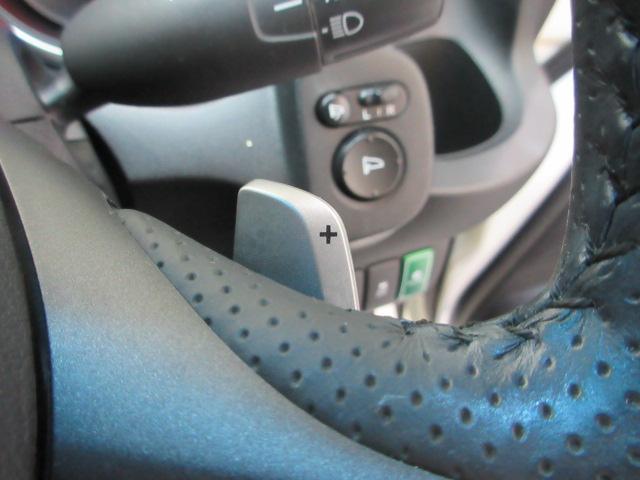 スポーティなドライビングが可能なパドルシフトです！