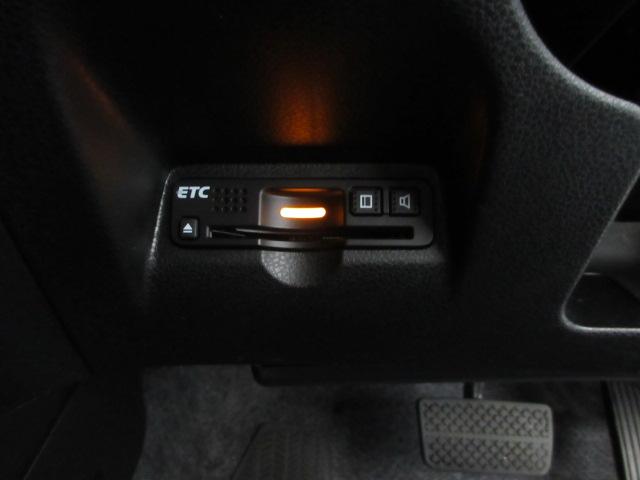 ＥＴＣ付！高速道路の料金所はキャッシュレスで通過です！サービスエリア等にあるスマートインターの出入りも利用可能でとっても便利☆ご納車後すぐにお使い頂けるようセットアップしてのお渡しとなります。