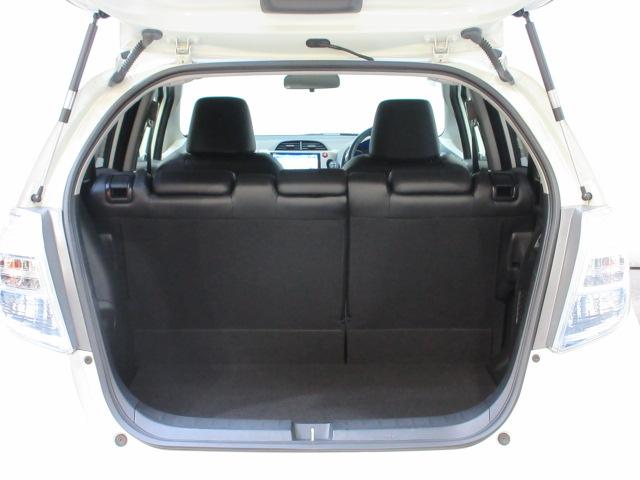 開口部が広くて荷物の積み込みも楽に出来ますね！