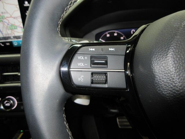 ＺＲ－Ｖ ｅ：ＨＥＶＺ　前後ドラレコ　メモリーナビ　全周カメラ　ＥＴＣ２．０　ＨｏｎｄａＳＥＮＳＩＮＧ　Ｐセンサー　レザー　Ｂカメラ　サイドエアバック　パワ－シ－ト　ナビＴＶ　ＬＥＤヘッドライト　ＵＳＢ接続　地デジ　サポカー（8枚目）