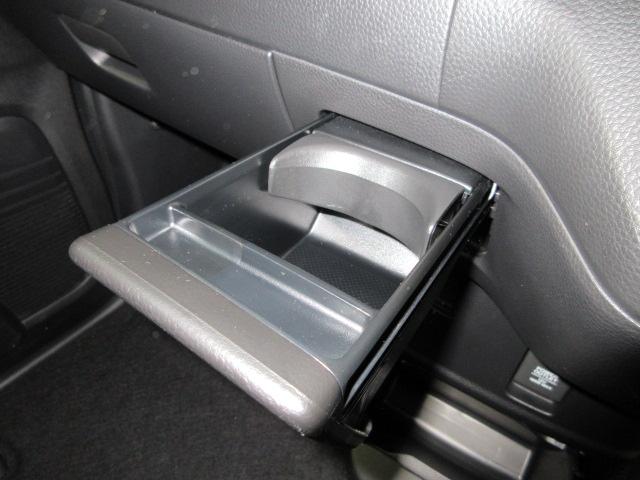 Ｎ－ＢＯＸカスタム Ｌターボ　ＨｏｎｄａＳＥＮＳＩＮＧ　前後ドラレコ　メモリーナビ　リアカメラ　両側電動スライドドア　シートヒーター　ＥＴＣ　パドルシフト　ドアバイザー　ワンオーナー　衝突軽減ブレーキサポート　ＬＥＤヘッドライ（14枚目）
