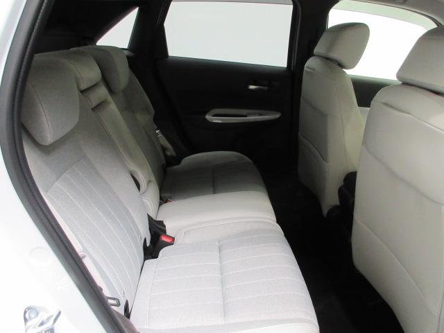 フィット ｅ：ＨＥＶホーム　前後ドラレコ　メモリーナビ　リアカメラ　ＥＴＣ２．０　ドアバイザー　ＨｏｎｄａＳＥＮＳＩＮＧ　ワンオーナー　前後誤発進抑制機能　クリソナ　助手席エアバッグ　運転席エアバッグ　１オナ　禁煙　ＬＥＤライト（15枚目）