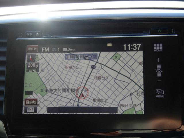 オデッセイ アブソルート・ＥＸ　インターナビ　全周囲カメラ　バックカメラ　フルセグ　ＵＳＢ接続　Ｂｌｕｅｔｏｏｔｈ接続　ＬＥＤヘッドライト　純正アルミホイール　前後ドライブレコーダー　ＥＴＣ　整備記録簿　シ－トヒ－タ－　スマ－トキ－（4枚目）