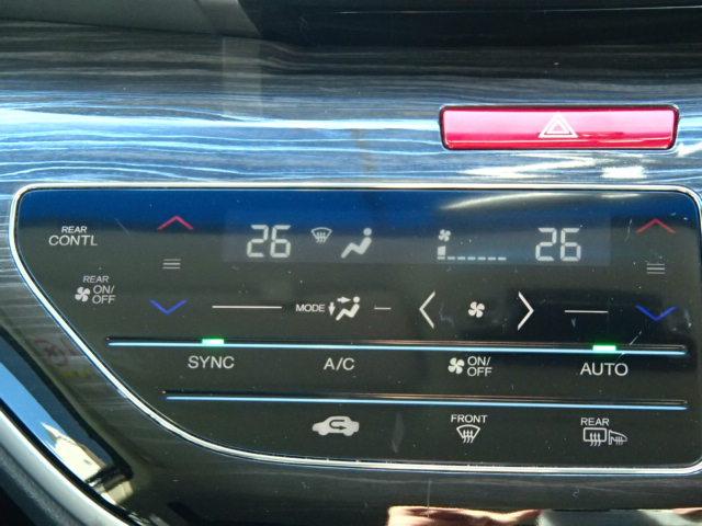 オデッセイ アブソルート・ＥＸ　インターナビ　全周囲カメラ　バックカメラ　フルセグ　ＵＳＢ接続　Ｂｌｕｅｔｏｏｔｈ接続　ＬＥＤヘッドライト　純正アルミホイール　前後ドライブレコーダー　ＥＴＣ　整備記録簿　シ－トヒ－タ－　スマ－トキ－（11枚目）