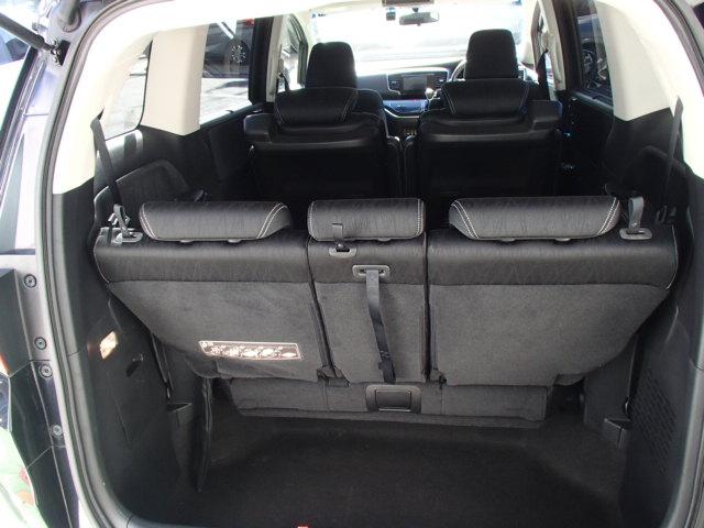 オデッセイ アブソルート・ＥＸ　インターナビ　全周囲カメラ　バックカメラ　フルセグ　ＵＳＢ接続　Ｂｌｕｅｔｏｏｔｈ接続　ＬＥＤヘッドライト　純正アルミホイール　前後ドライブレコーダー　ＥＴＣ　整備記録簿　シ－トヒ－タ－　スマ－トキ－（17枚目）