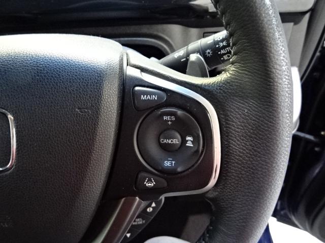 ステップワゴンスパーダ スパーダホンダセンシング　７人　ＨｏｎｄａＳＥＮＳＩＮＧ　メモリーナビ　リヤカメラ　フルセグＴＶ　Ｂｌｕｅｔｏｏｔｈ　ＥＴＣ　純正アルミホイール　ワンオーナー　ＬＫＡ　盗難防止　助手席エアバッグ　ワンオーナ－　Ｗパワスラ　禁煙（7枚目）