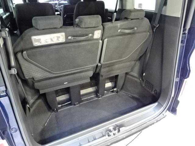 ステップワゴンスパーダ スパーダホンダセンシング　７人　ＨｏｎｄａＳＥＮＳＩＮＧ　メモリーナビ　リヤカメラ　フルセグＴＶ　Ｂｌｕｅｔｏｏｔｈ　ＥＴＣ　純正アルミホイール　ワンオーナー　ＬＫＡ　盗難防止　助手席エアバッグ　ワンオーナ－　Ｗパワスラ　禁煙（16枚目）