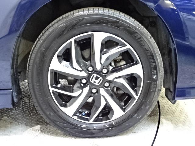 ステップワゴンスパーダ スパーダホンダセンシング　７人　ＨｏｎｄａＳＥＮＳＩＮＧ　メモリーナビ　リヤカメラ　フルセグＴＶ　Ｂｌｕｅｔｏｏｔｈ　ＥＴＣ　純正アルミホイール　ワンオーナー　ＬＫＡ　盗難防止　助手席エアバッグ　ワンオーナ－　Ｗパワスラ　禁煙（23枚目）