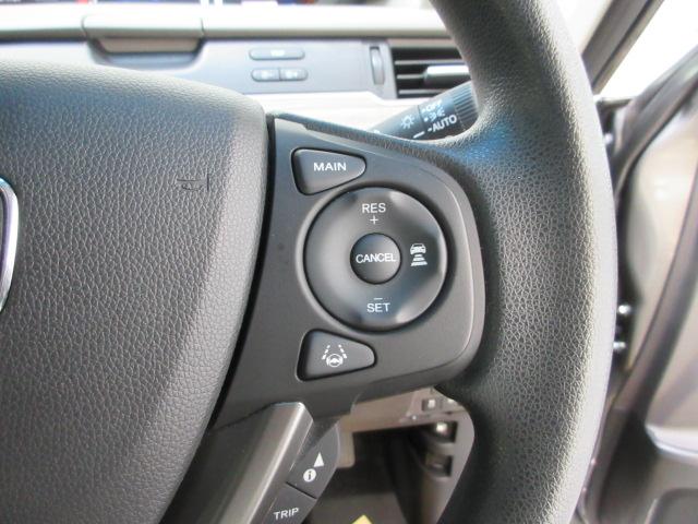 フリードハイブリッド ハイブリッド・Ｇホンダセンシング　６人　前後ドラレコ　ＥＴＣ　メモリーナビ　両側電動スライドドア　リアカメラ　シートヒーター　ワンオーナー　軽減ブレーキ　キーフリーシステム　電動格納式ドアミラー　Ｂｌｕｅｔｏｏｔｈ音楽　衝突安全ボディ（9枚目）