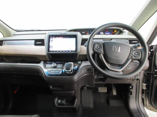 フリードハイブリッド ハイブリッド・Ｇホンダセンシング　６人　前後ドラレコ　ＥＴＣ　メモリーナビ　両側電動スライドドア　リアカメラ　シートヒーター　ワンオーナー　軽減ブレーキ　キーフリーシステム　電動格納式ドアミラー　Ｂｌｕｅｔｏｏｔｈ音楽　衝突安全ボディ（16枚目）