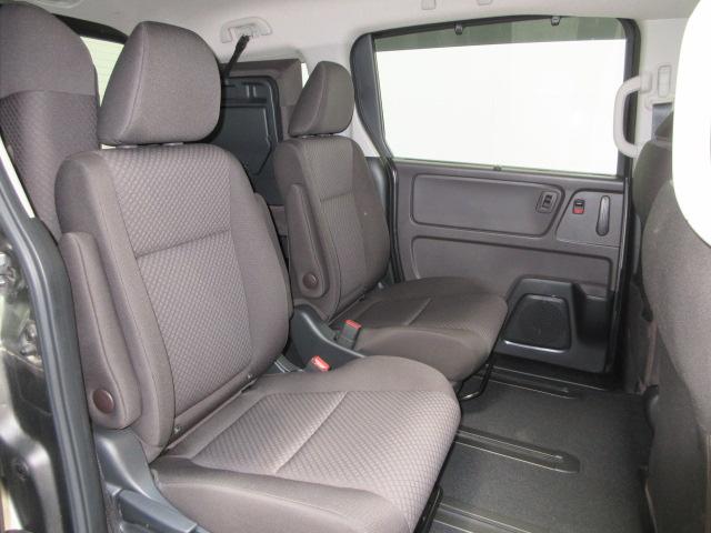 フリードハイブリッド ハイブリッド・Ｇホンダセンシング　６人　前後ドラレコ　ＥＴＣ　メモリーナビ　両側電動スライドドア　リアカメラ　シートヒーター　ワンオーナー　軽減ブレーキ　キーフリーシステム　電動格納式ドアミラー　Ｂｌｕｅｔｏｏｔｈ音楽　衝突安全ボディ（24枚目）