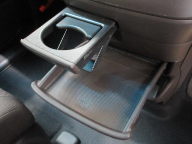 フリード Ｇ・ホンダセンシング　７人　ＨｏｎｄａＳＥＮＳＩＮＧ　ドラレコ　メモリーナビ　リヤカメラ　フルセグＴＶ　ＥＴＣ　シートヒーター　ワンオーナー　Ｆセグ　追突被害軽減ブレーキ　ｉストップ　電格ドアミラー　Ｗエアバッグ　ＶＳＡ（14枚目）