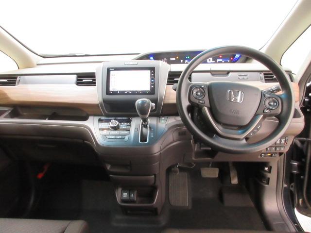 フリード Ｇ・ホンダセンシング　７人　ＨｏｎｄａＳＥＮＳＩＮＧ　ドラレコ　メモリーナビ　リヤカメラ　フルセグＴＶ　ＥＴＣ　シートヒーター　ワンオーナー　Ｆセグ　追突被害軽減ブレーキ　ｉストップ　電格ドアミラー　Ｗエアバッグ　ＶＳＡ（15枚目）