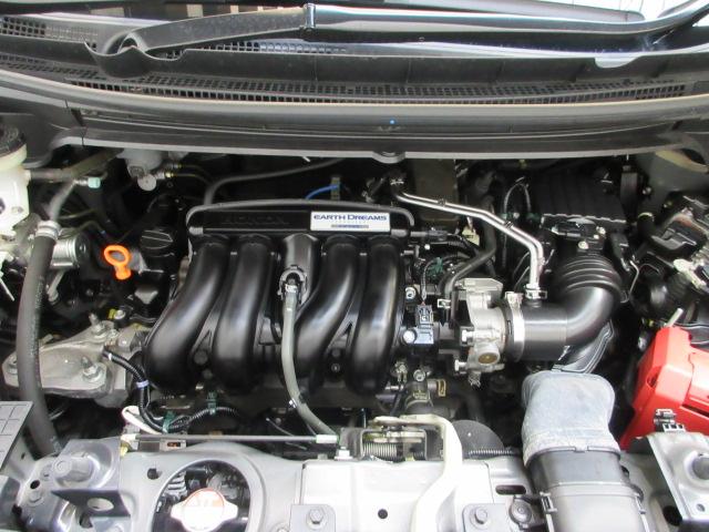 フリード Ｇ・ホンダセンシング　７人　ＨｏｎｄａＳＥＮＳＩＮＧ　ドラレコ　メモリーナビ　リヤカメラ　フルセグＴＶ　ＥＴＣ　シートヒーター　ワンオーナー　Ｆセグ　追突被害軽減ブレーキ　ｉストップ　電格ドアミラー　Ｗエアバッグ　ＶＳＡ（20枚目）