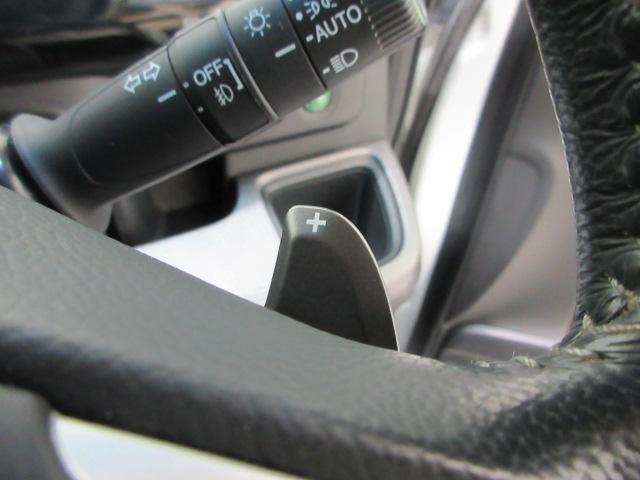 ステップワゴンスパーダ スパーダホンダセンシング　８人　前後ドラレコ　メモリーナビ　リアカメラ　Ｂｌｕｅｔｏｏｔｈ　ＵＳＢ　ＥＴＣ２．０　両側電動スライドドア　パーキングセンサー　純正アルミ　ワンオーナー　ＬＫＡ　盗難防止　助手席エアバッグ　記録簿有（10枚目）