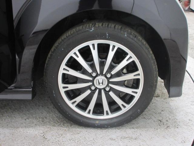 Ｎ－ＢＯＸカスタム ＧターボＳＳパッケージ　両側電動スライドドア　純正メモリーナビ　リアカメラ　純正アルミ　ドアバイザー　革巻ステアリング　ワンオーナー　禁煙車　オートライト　ターボ　ディスチャージヘッドライト　プラズマクラスター搭載エアコン（19枚目）