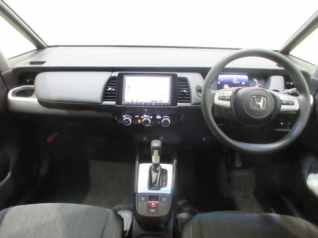 フィット ホーム　ＨｏｎｄａＳＥＮＳＩＮＧ　前後ドラレコ　メモリーナビ　リアカメラ　Ｂｌｕｅｔｏｏｔｈ　　ＵＳＢ　ＥＴＣ　ＬＥＤヘッドライト　パーキングセンサー　衝突軽減ブレーキ　レーンキープアシスト　禁煙車　記録簿付（15枚目）
