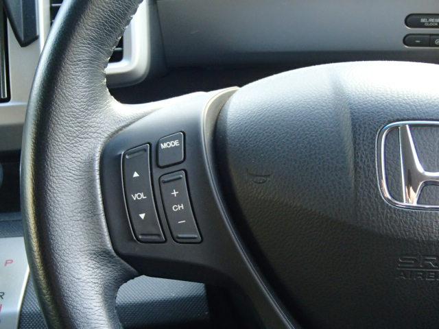 フリード Ｇエアロ　７インチインターナビ　フルセグ　バックカメラ　前後パーキングセンサー　Ｂｌｕｅｔｏｏｔｈ接続　ドアバイザー　助手席側電動スライドドア　純正アルミホイール　ＥＴＣ　ＥＣＯＮ　Ｒカメ　助手席エアバッグ（8枚目）