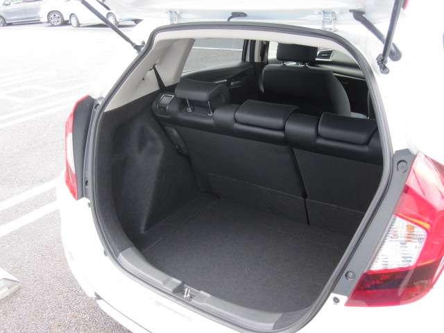 13G・L ホンダセンシング 試乗車UP 禁煙車 安全運転支援システム 純正メモリーナビ Bluetooth フルセグ Rカメラ ETC(14枚目)