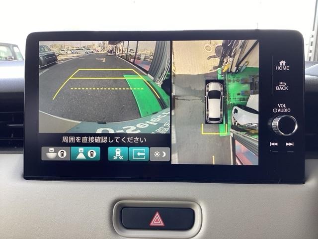 ヴェゼル ｅ：ＨＥＶＺ　衝突回避支援ブレーキ機能　パノラミックビューモニター　１オナ　スマキ　Ｐトランク　フルオートエアコン　Ｄレコ　エアバッグ　両席エアバック　Ｒカメ　記録簿付　パワーウィンドウ　ＬＥＤランプ　ソナー　禁煙（8枚目）