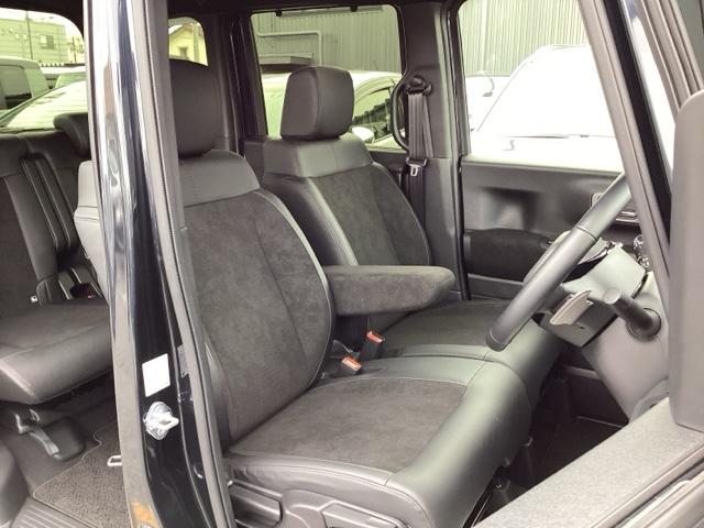 N-BOXカスタム ターボ 元デモカー 衝突被害軽減 禁煙 AW キーフリー Pセンサー ESC パワステ DVD再生 両席エアバック サイドエアバッグ ターボ車 USB接続 スマートキー Bカメラ パワーウィンドウ 1オナ(22枚目)