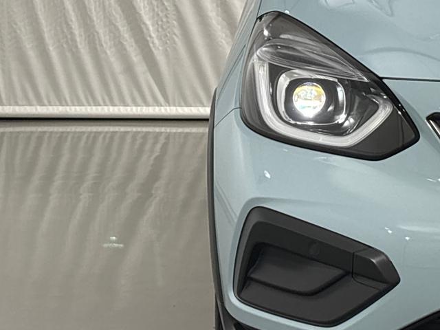 フィット e:HEVクロスター 純正メモリーナビ フルセグTV バックカメラ 前後ドラレコ サイドカーテンエアバック LEDヘッドライト ETC コンフォートビューパッケージ ルーフレール 2トーンカラー 衝突回避システム 地デジ(2枚目)