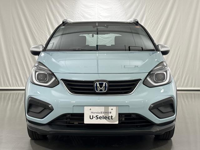 フィット e:HEVクロスター 純正メモリーナビ フルセグTV バックカメラ 前後ドラレコ サイドカーテンエアバック LEDヘッドライト ETC コンフォートビューパッケージ ルーフレール 2トーンカラー 衝突回避システム 地デジ(3枚目)