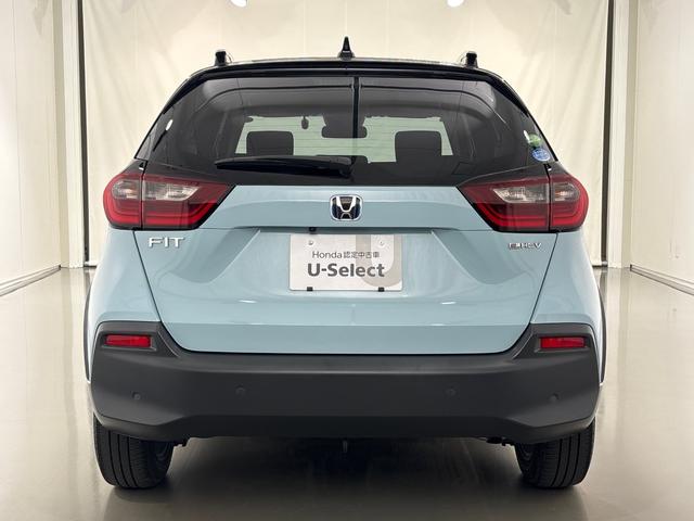 フィット e:HEVクロスター 純正メモリーナビ フルセグTV バックカメラ 前後ドラレコ サイドカーテンエアバック LEDヘッドライト ETC コンフォートビューパッケージ ルーフレール 2トーンカラー 衝突回避システム 地デジ(6枚目)