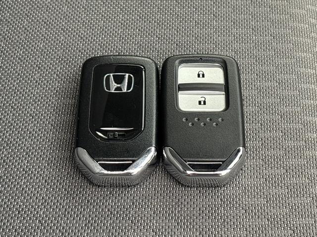 フィット e:HEVクロスター 純正メモリーナビ フルセグTV バックカメラ 前後ドラレコ サイドカーテンエアバック LEDヘッドライト ETC コンフォートビューパッケージ ルーフレール 2トーンカラー 衝突回避システム 地デジ(22枚目)