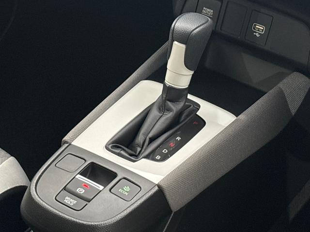 フィット e:HEVクロスター 純正メモリーナビ フルセグTV バックカメラ 前後ドラレコ サイドカーテンエアバック LEDヘッドライト ETC コンフォートビューパッケージ ルーフレール 2トーンカラー 衝突回避システム 地デジ(24枚目)