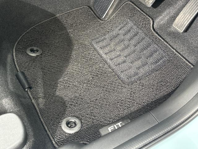 フィット e:HEVクロスター 純正メモリーナビ フルセグTV バックカメラ 前後ドラレコ サイドカーテンエアバック LEDヘッドライト ETC コンフォートビューパッケージ ルーフレール 2トーンカラー 衝突回避システム 地デジ(29枚目)