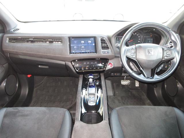 ヴェゼル ハイブリッドＲＳ・ホンダセンシング　純正８インチメモリーナビＢｌｕｅｔｏｏｔｈＥＴＣＲカメラワンオーナー　禁煙車　ＥＴＣ付　１オ－ナ－　定期点検記録簿　衝突安全ボディ　サイドＳＲＳ　フルオートエアコン　ＵＳＢ接続　両席エアバック　イモビ（12枚目）